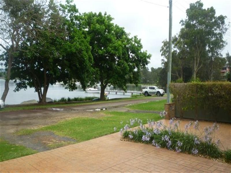 Bolton Point NSW 2283