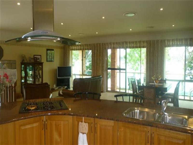 Bolton Point NSW 2283