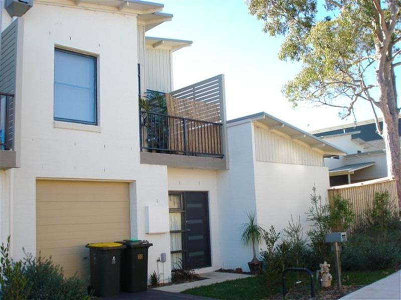 20 Kestral Circuit, Shortland NSW 2307