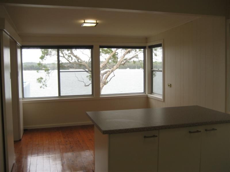 54 Kilaben Road, Kilaben Bay NSW 2283