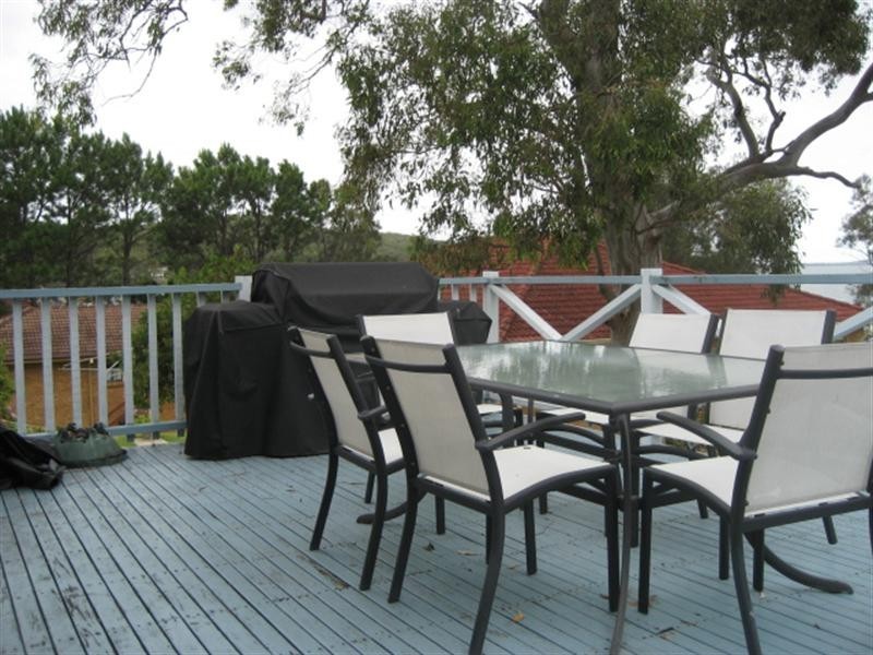54 Kilaben Road, Kilaben Bay NSW 2283