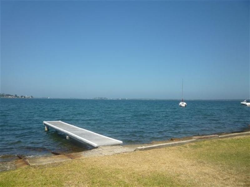 Fishing Point NSW 2283