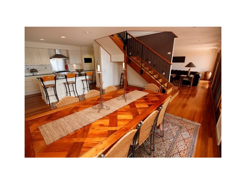 241 Fishing Point Road, Fishing Point NSW 2283