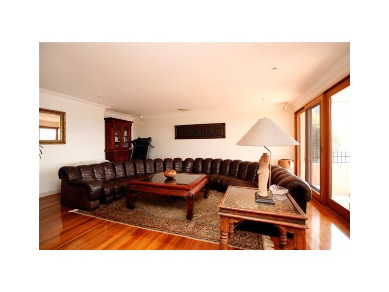 241 Fishing Point Road, Fishing Point NSW 2283