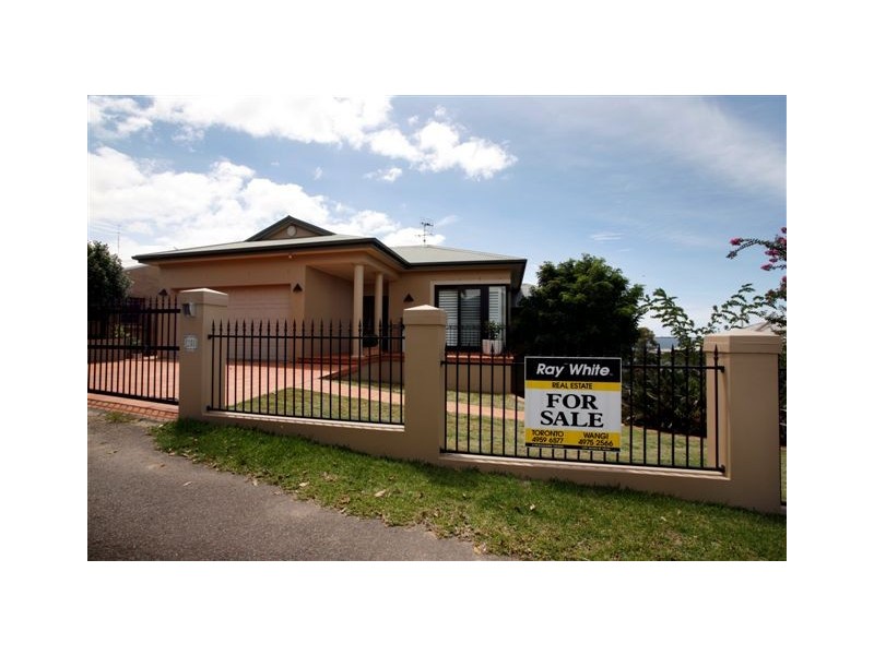 241 Fishing Point Road, Fishing Point NSW 2283
