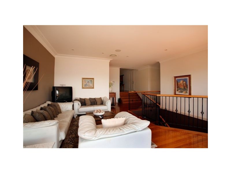 241 Fishing Point Road, Fishing Point NSW 2283