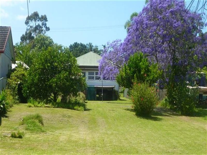 21 Brougham Avenue, Fennell Bay NSW 2283