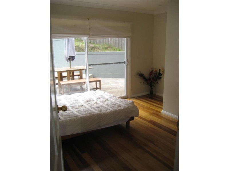 13 Sealand Road, Fishing Point NSW 2283