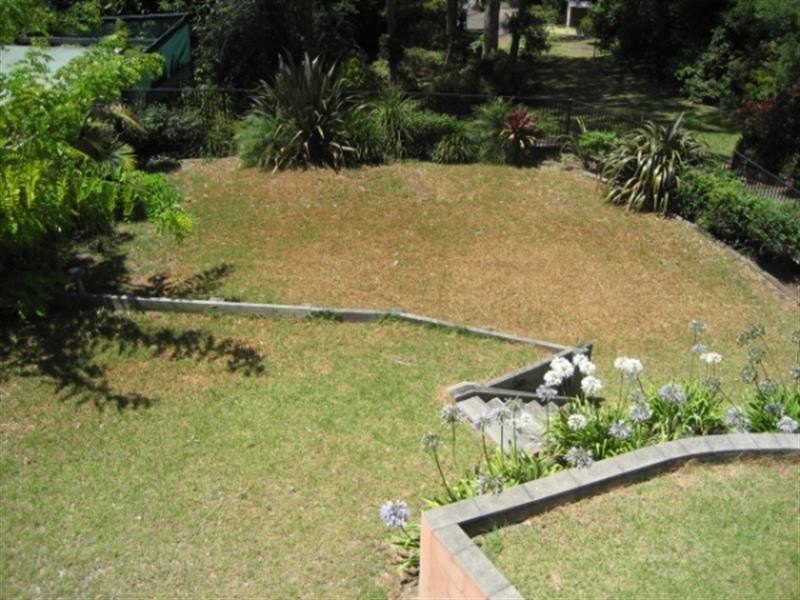 12A Macquarie Street, Bolton Point NSW 2283