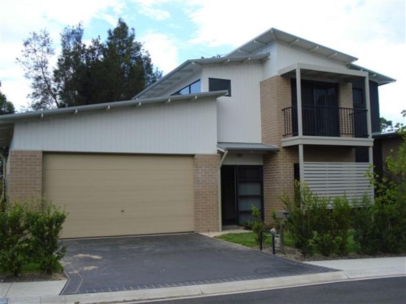 1 Kestrel Circuit, Shortland NSW 2307