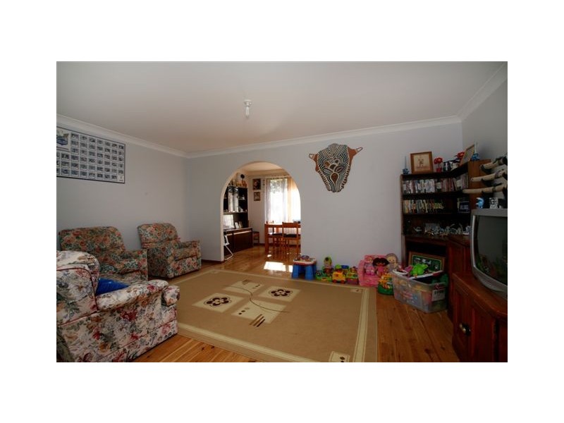 17 Rosemary Row, Rathmines NSW 2283