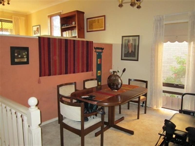 253 Excelsior Parade, Toronto NSW 2283