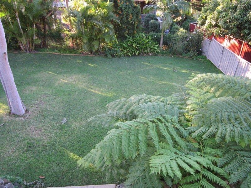 7 Sunlight Parade, Fishing Point NSW 2283