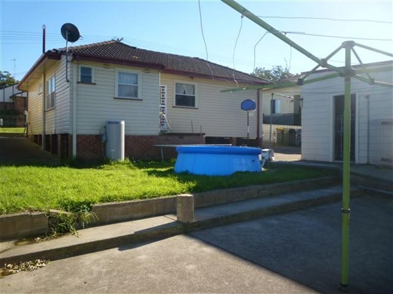 45 Clarence Street, Glendale NSW 2285
