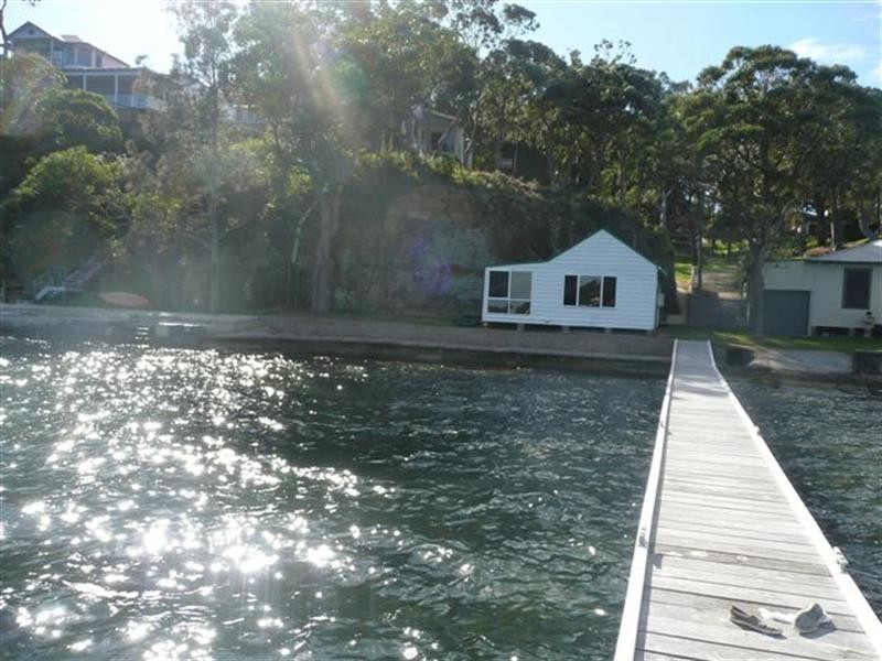355 Coal Point Road, Coal Point NSW 2283