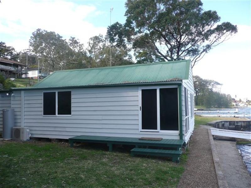 355 Coal Point Road, Coal Point NSW 2283