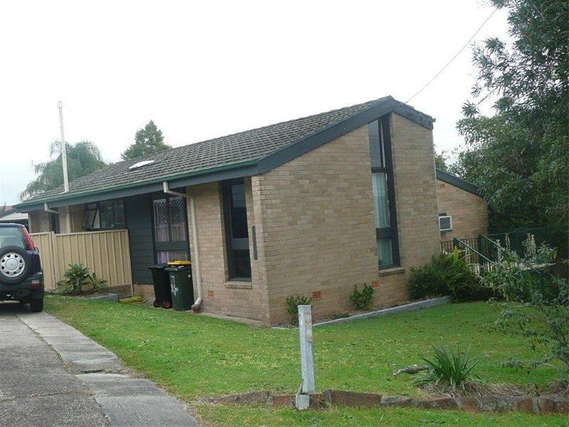 4 Nalya Close, Toronto NSW 2283