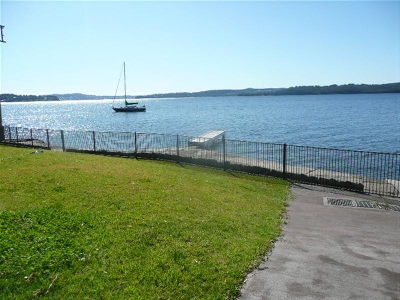 51 Excelsior Parade, Carey Bay NSW 2283