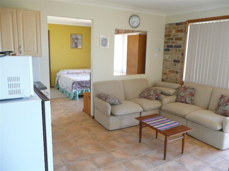 51 Excelsior Parade, Carey Bay NSW 2283