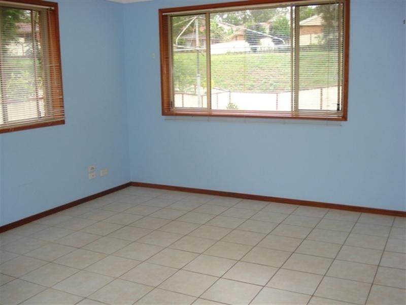 1/3 Kylie Close, Marmong Point NSW 2284