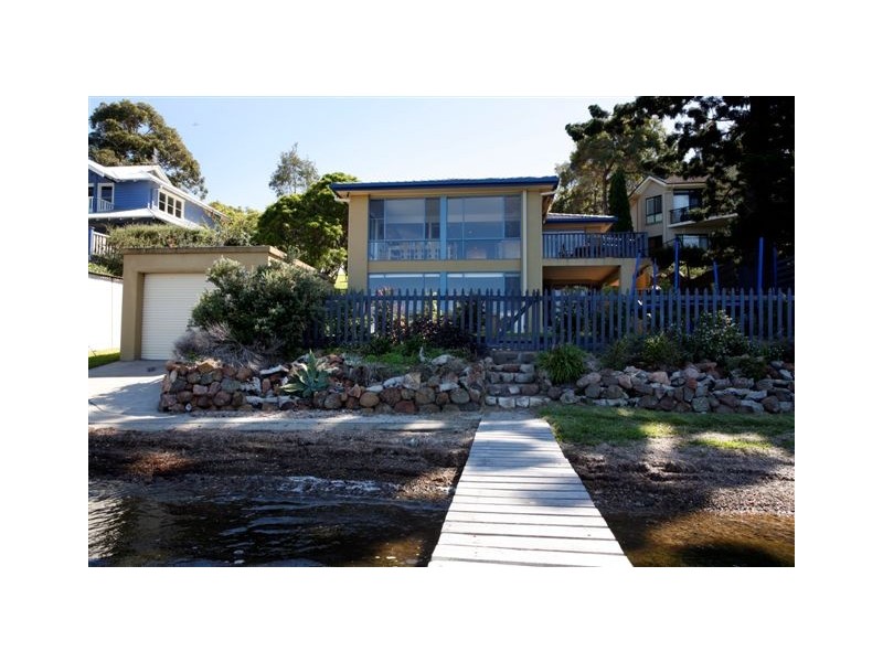 182 Skye Point Road, Coal Point NSW 2283