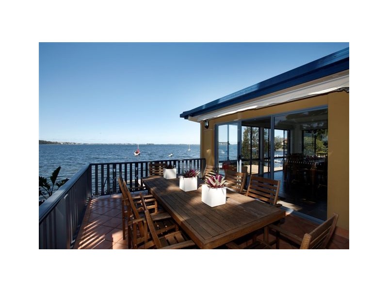 182 Skye Point Road, Coal Point NSW 2283