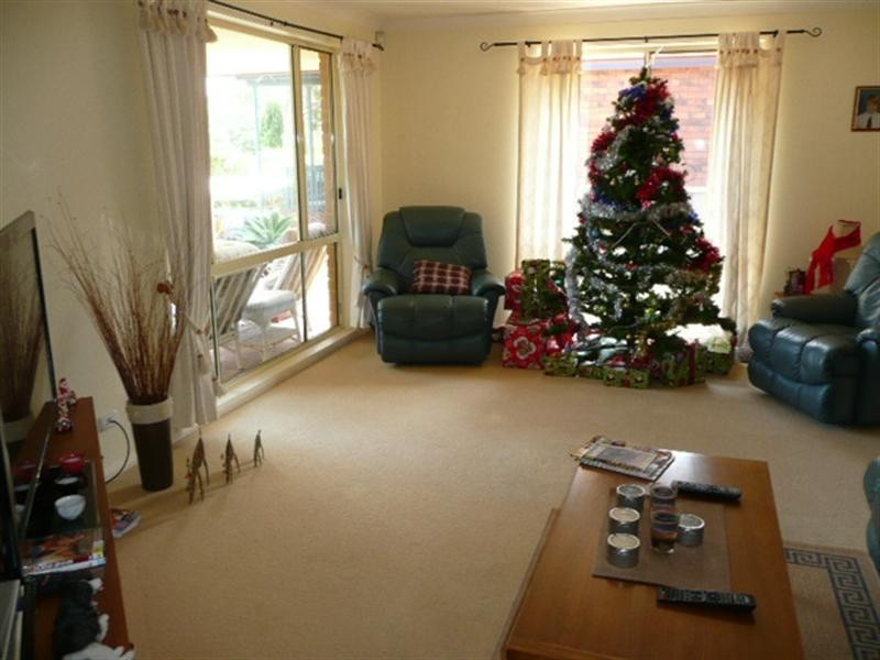 88 Bay Road, Bolton Point NSW 2283