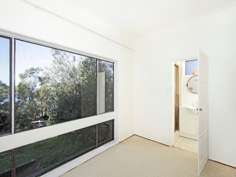 27 Sunlight Parade, Fishing Point NSW 2283