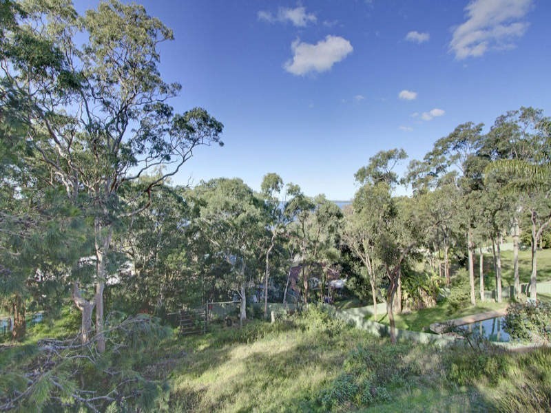 27 Sunlight Parade, Fishing Point NSW 2283