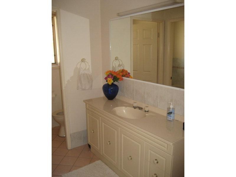 24A Express Circuit, Marmong Point NSW 2284