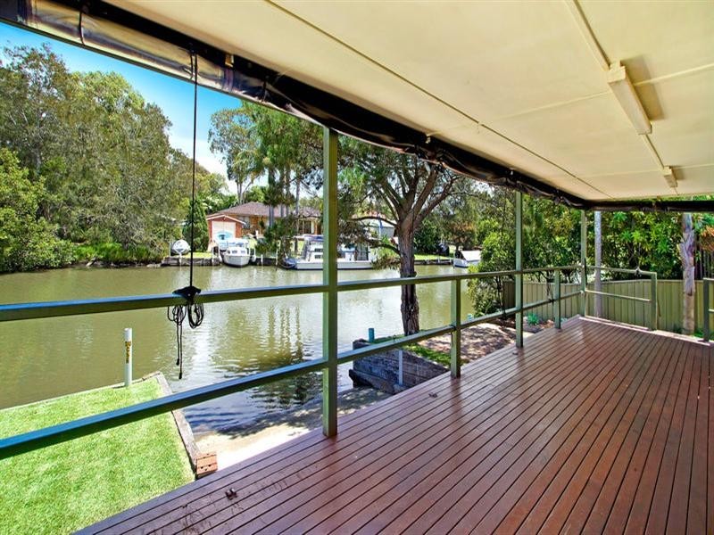 68 Macquarie Road, Fennell Bay NSW 2283