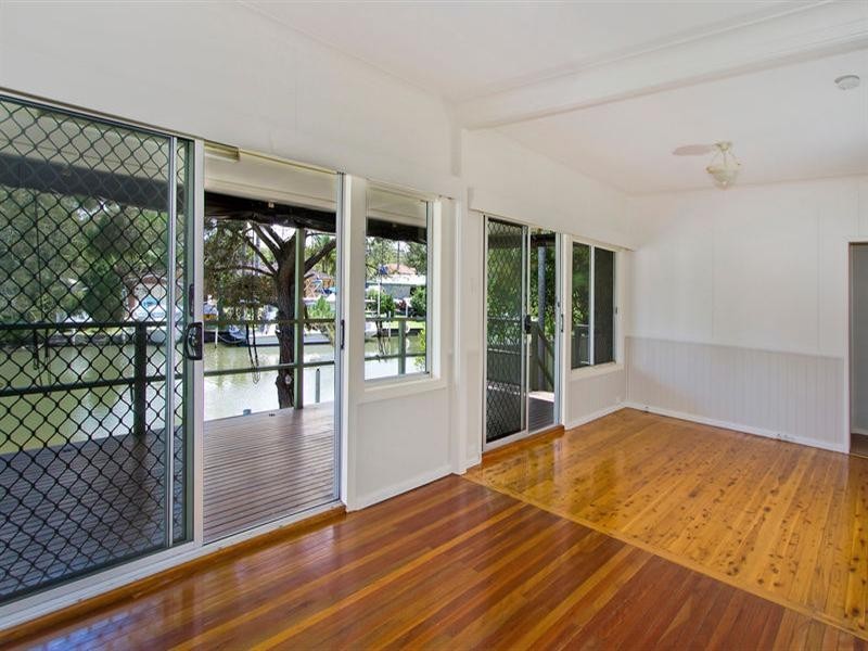 68 Macquarie Road, Fennell Bay NSW 2283