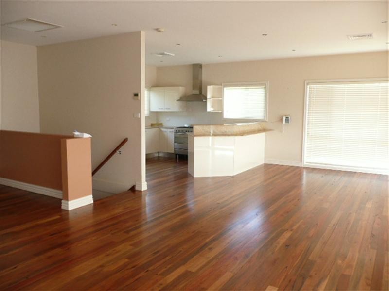 271 Coal Point Road, Coal Point NSW 2283