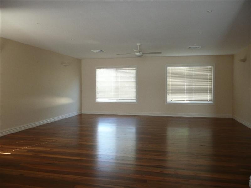 271 Coal Point Road, Coal Point NSW 2283