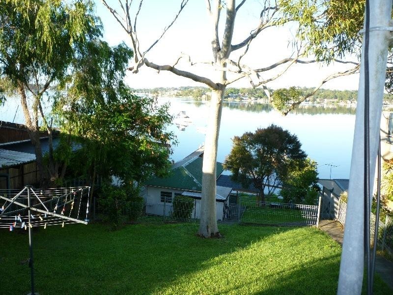 90 Sealand Road, Fishing Point NSW 2283
