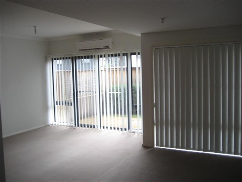 20 Kestrel Circuit, Shortland NSW 2307