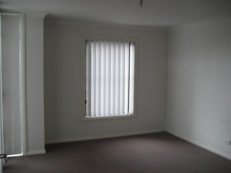 20 Kestrel Circuit, Shortland NSW 2307