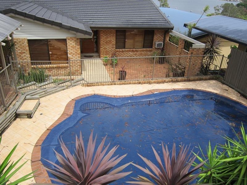 21 Coal Point Road, Coal Point NSW 2283