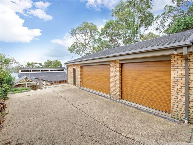 21 Coal Point Road, Coal Point NSW 2283