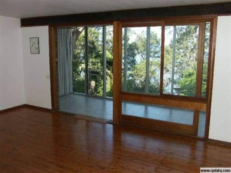 102 Beach Road, Wangi Wangi NSW 2267