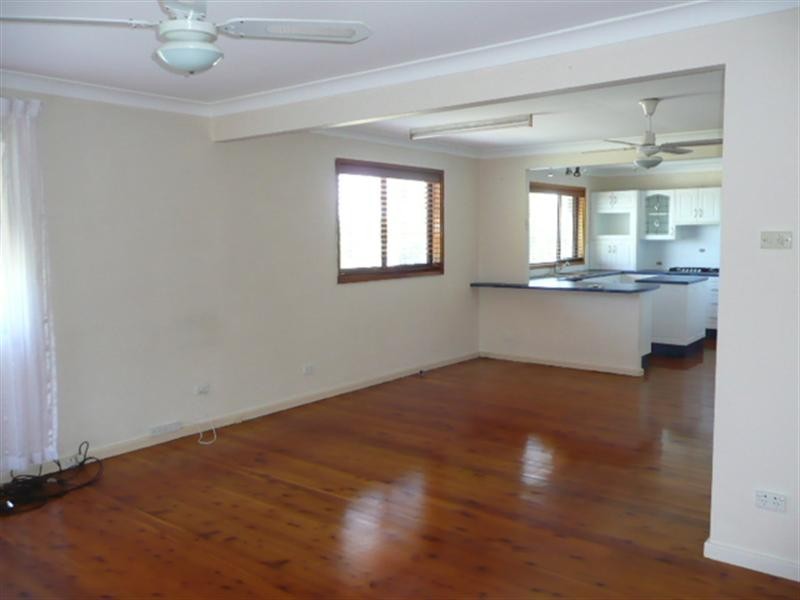 15 Edward Street, Fennell Bay NSW 2283