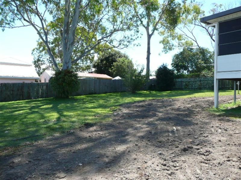 15 Edward Street, Fennell Bay NSW 2283