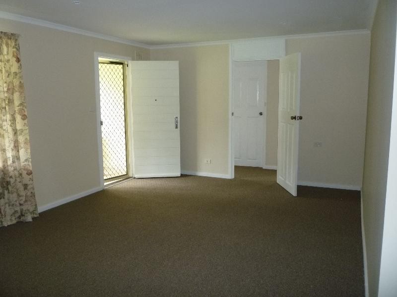 15 Quigley Street, Bolton Point NSW 2283