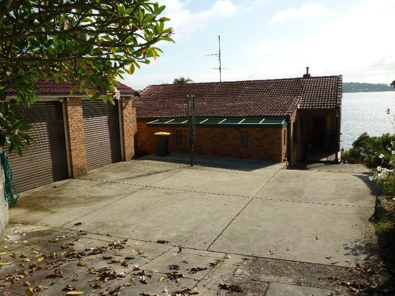 203 Fishing Point Road, Fishing Point NSW 2283