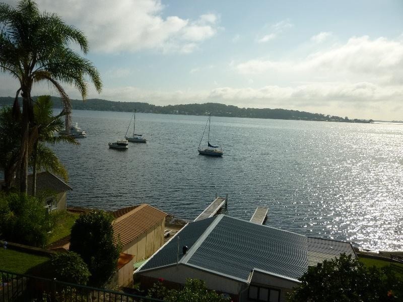 203 Fishing Point Road, Fishing Point NSW 2283