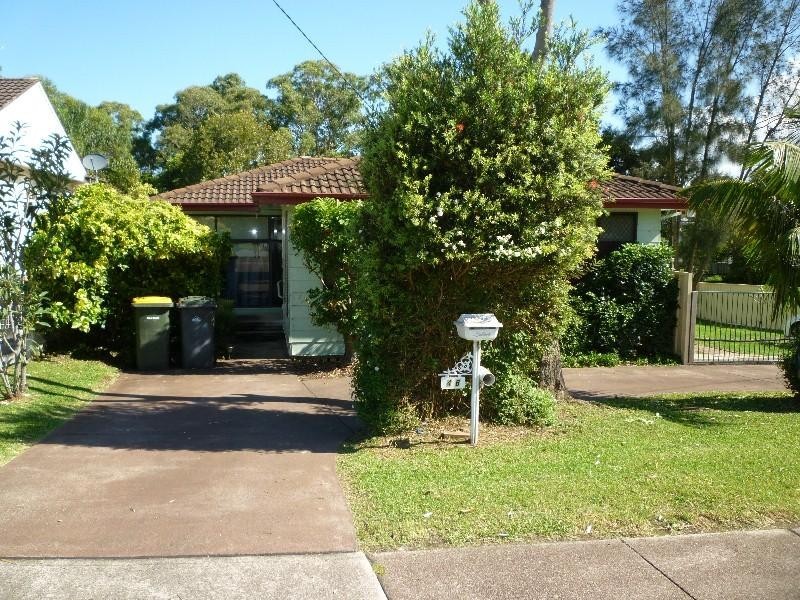4B Macquarie Road, Fennell Bay NSW 2283