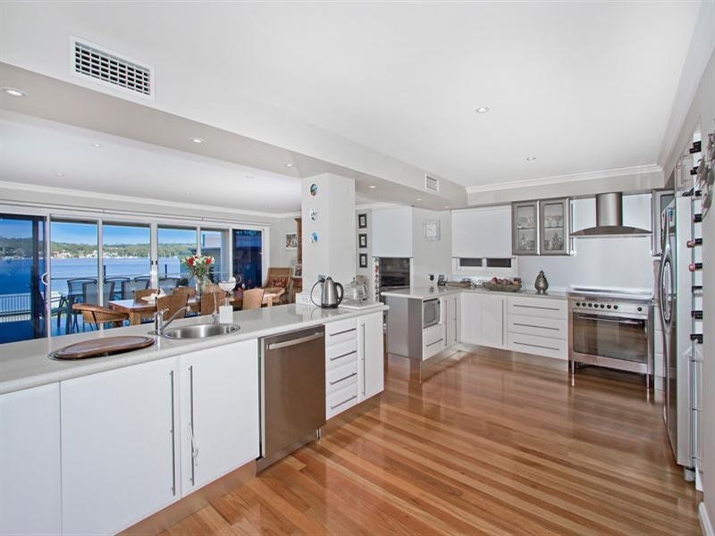 Fishing Point NSW 2283