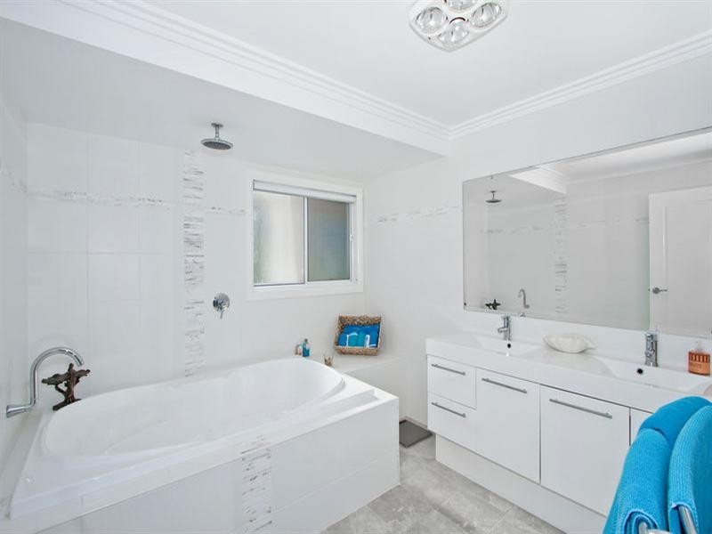 Fishing Point NSW 2283