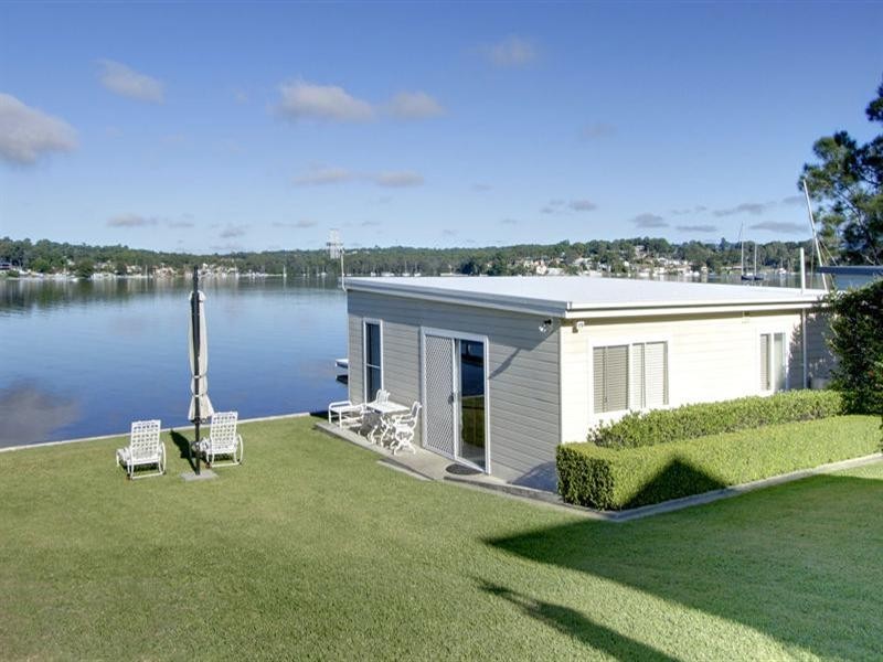 Fishing Point NSW 2283