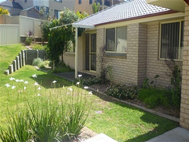 163 The Ridgeway, Bolton Point NSW 2283